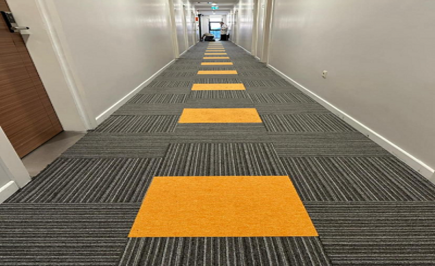 Karo Halı Zemin Kaplaması – Modern, Dayanıklı ve Akustik Performansı Yüksek Zemin Çözümleri