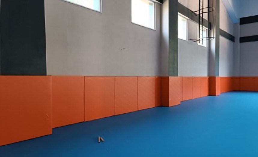 Spor Salonu Duvar Minderi